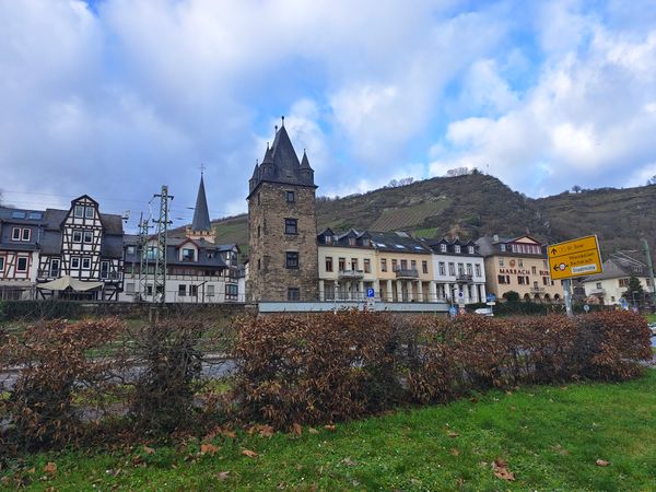 Malerische Fachwerkstadt am Rhein