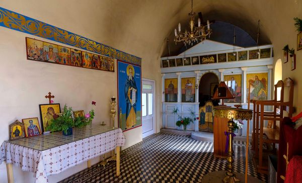 Einzigartige Kirche im Meer