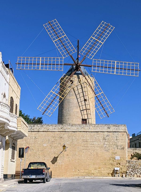 Einblicke in Gozos historische Windmühle