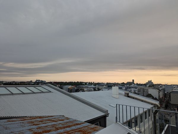 Rooftop-Bar mit atemberaubender Aussicht