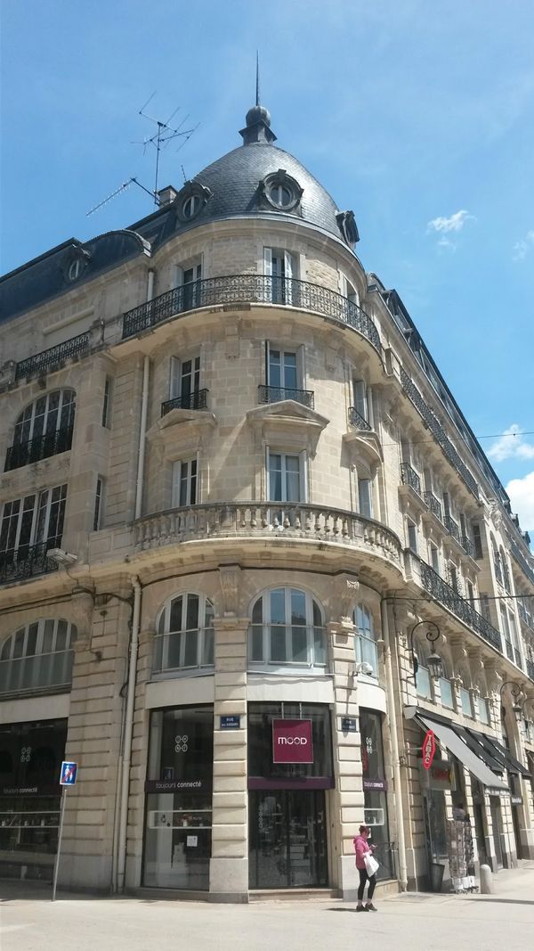 Café mit Blick aufs Palais