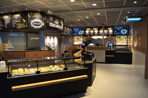 Frischer Fisch direkt vom Räucherofen
