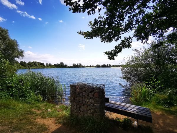 Freizeitspaß und Klettern am Hufeisensee