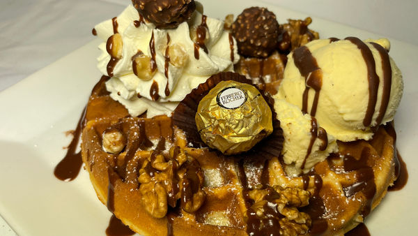 Erfrischende Eiscreme am Strand