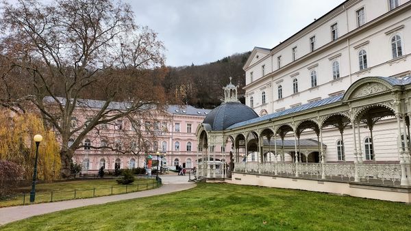 Grüne Oase mit historischem Flair