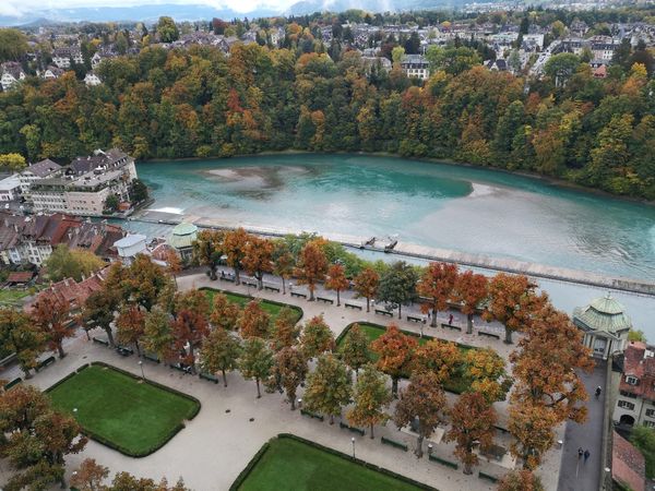 Genieße Berns Aussicht mit Flair