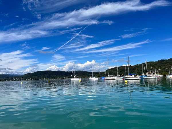 Sprung in den Wörthersee