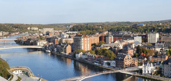 Historische Schönheit an der Maas