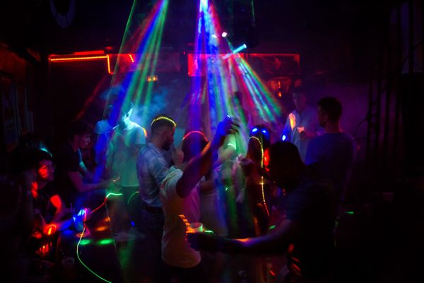 Live Rock Shows Jede Nacht