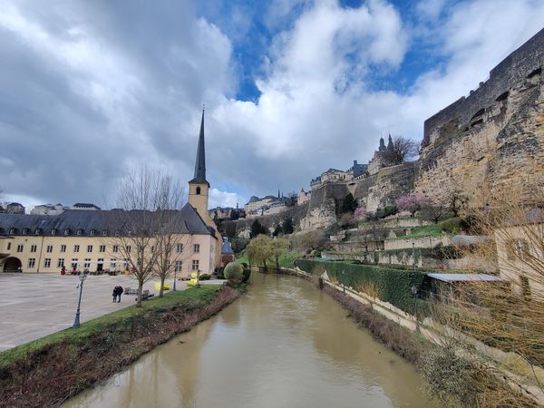 Kulturelle Begegnungen und historische Entdeckungen