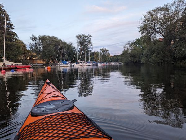 Kajakabenteuer in der Stadt