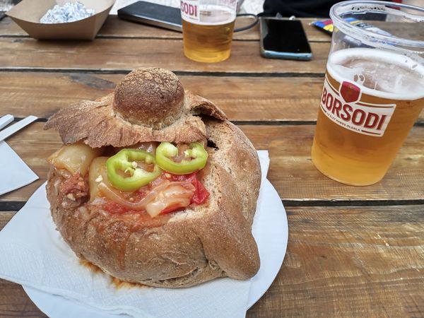 Schlemme dich durch Streetfood im Jüdischen Viertel