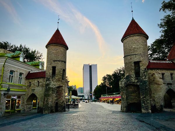 Mittelalterliches Tor zum Herzen Tallinns