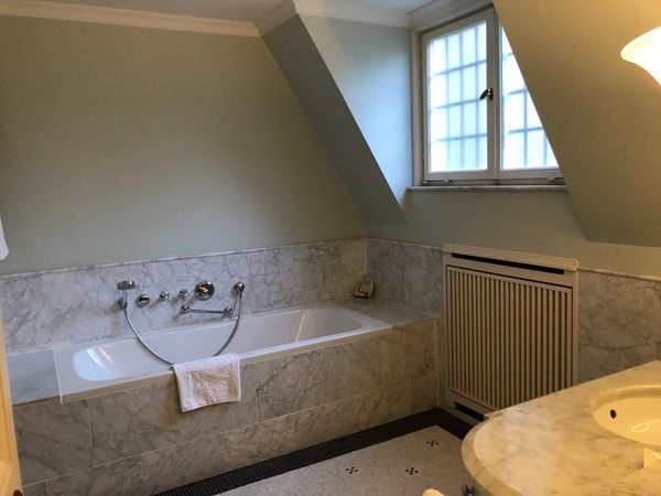 Übernachte wie ein König im historischen Schlosshotel