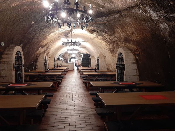 Weinprobe im Tal der Schönen Frauen