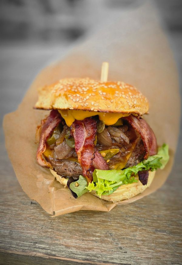 Burger mit Meerblick