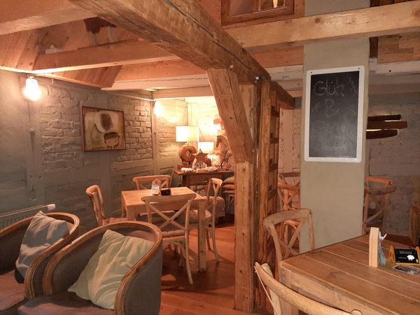 Gemütliche Kaffeepause im historischen Ambiente