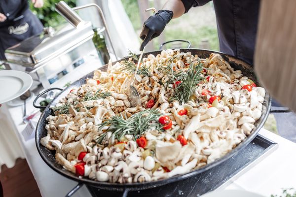 Verzaubernde Dinner-Events mit regionalen Highlights