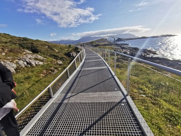 Atemberaubende Fahrt auf der Atlantikstraße