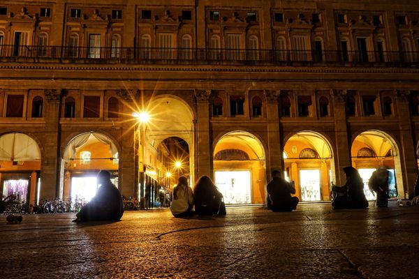 Historischer Markt voller Leben