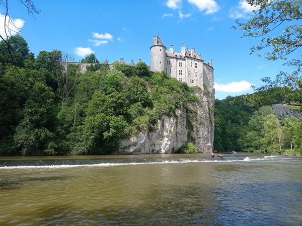 Aktives Abenteuer auf dem Fluss Lesse