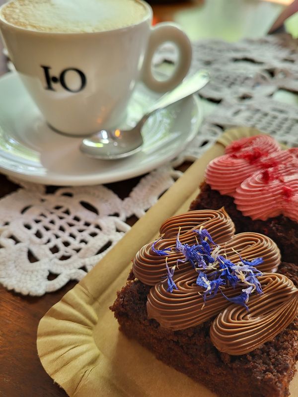 Genieße hausgemachten Kuchen wie bei Omi