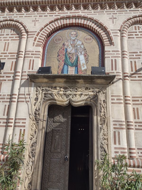 Besuche eine bewegte Kirche