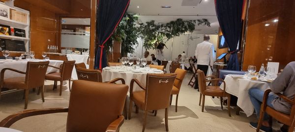 Luxus-Dining mit Yacht-Feeling