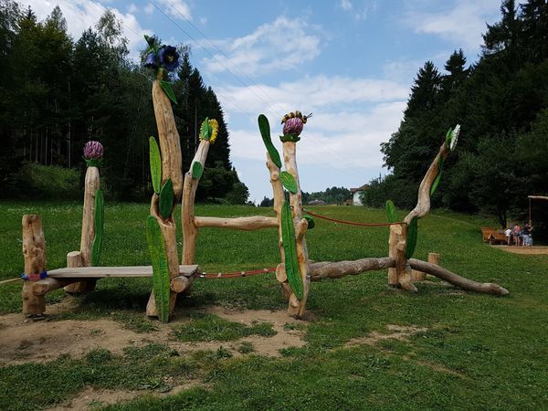 Abenteuerspielplatz in der Natur