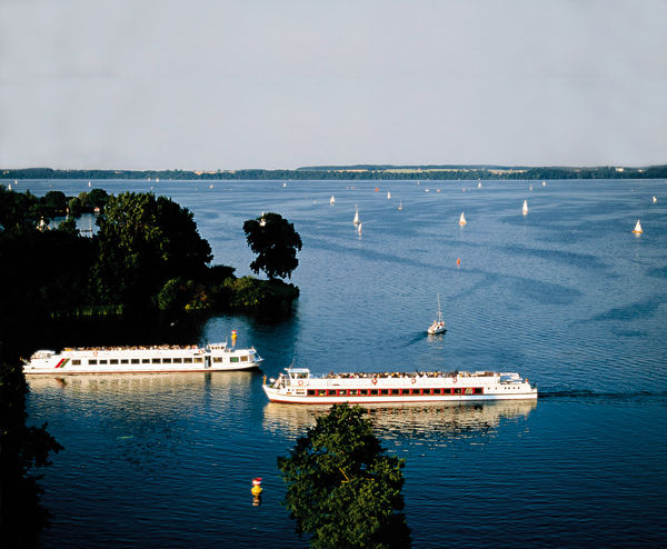 Schwerin vom Wasser aus bestaunen