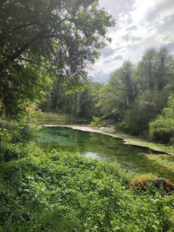 Naturwunder mit klarem Quellwasser