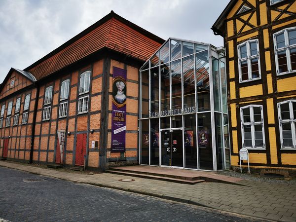 Historische Theaterabende erleben