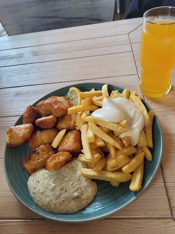 Essen mit Strandblick