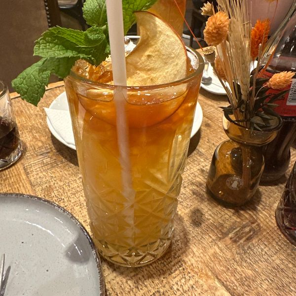 Historisches Café mit modernem Twist