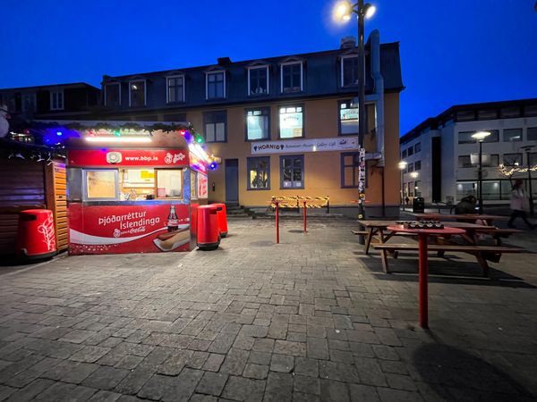 Legendäre Hotdogs probieren