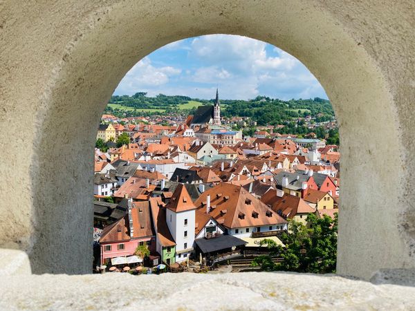 Majestätisches Schloss mit atemberaubender Aussicht