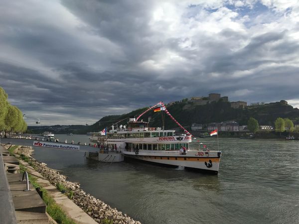 Wandern in der Vulkanlandschaft