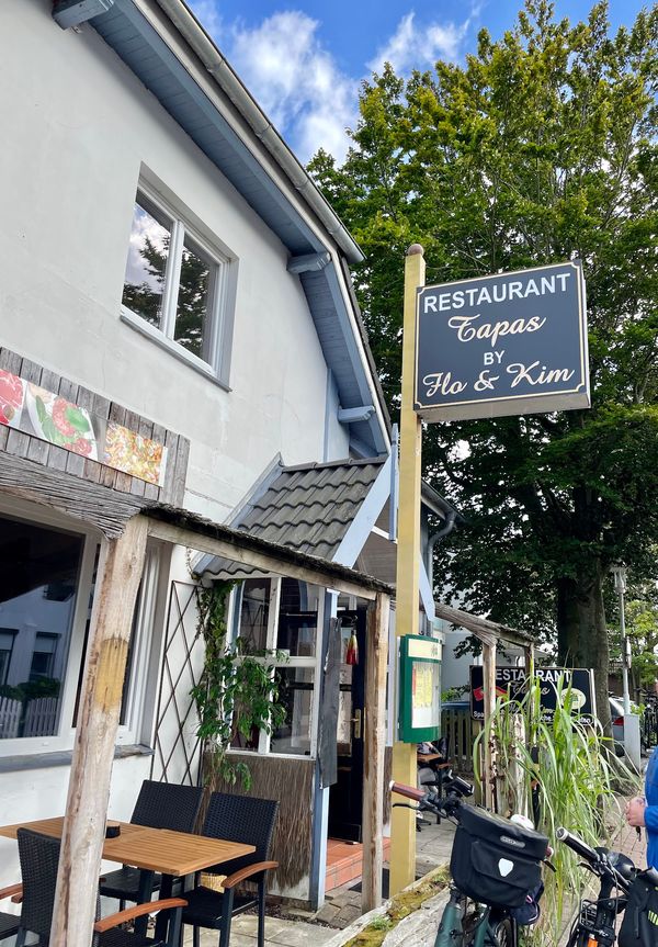 Genieße iberische Tapas in gemütlicher Atmosphäre