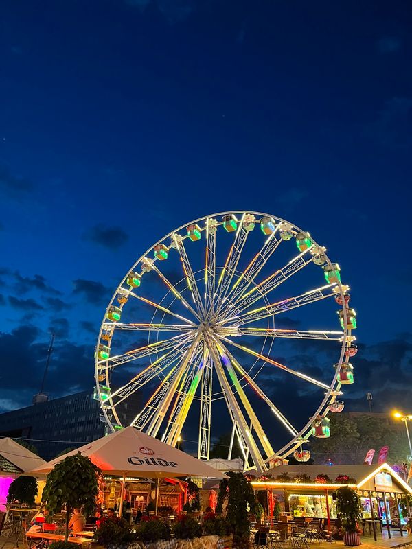 Tradition trifft Volksfeststimmung