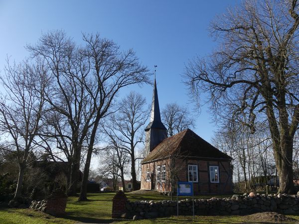 Historische Dorfkirche mit Charme