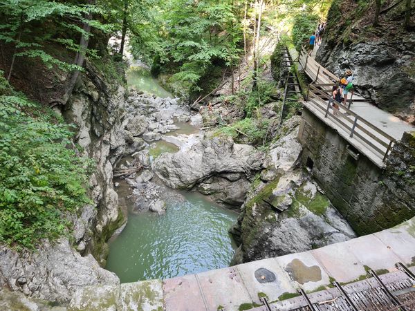 Wandern durch atemberaubende Schluchten