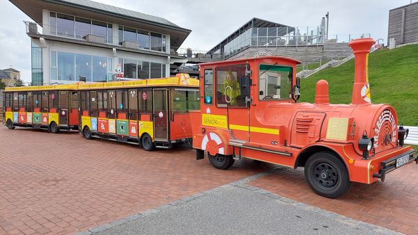 Nostalgische Bahnfahrt für die Familie