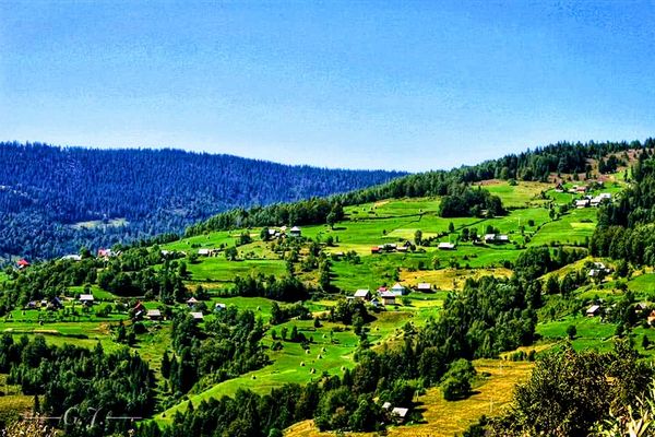 Abenteuer in den majestätischen Bergen