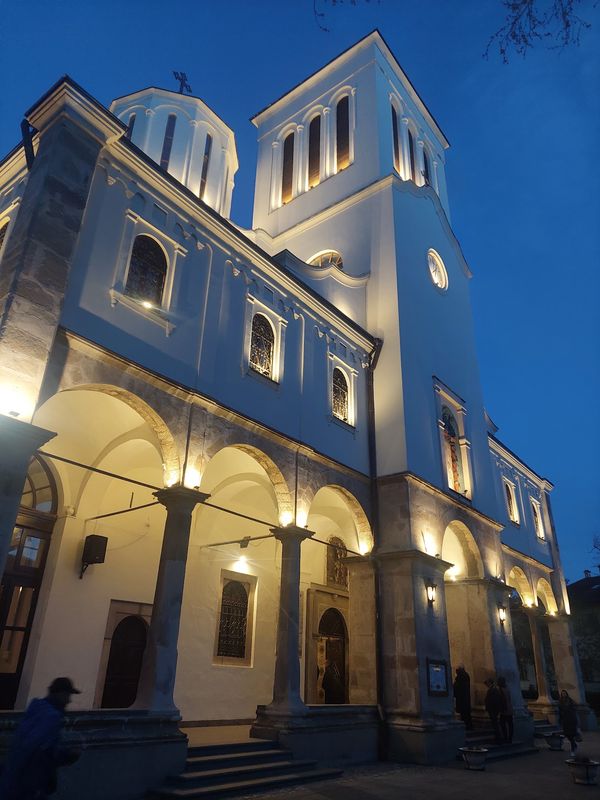 Bewundere die Pracht der Orthodoxen Kathedrale