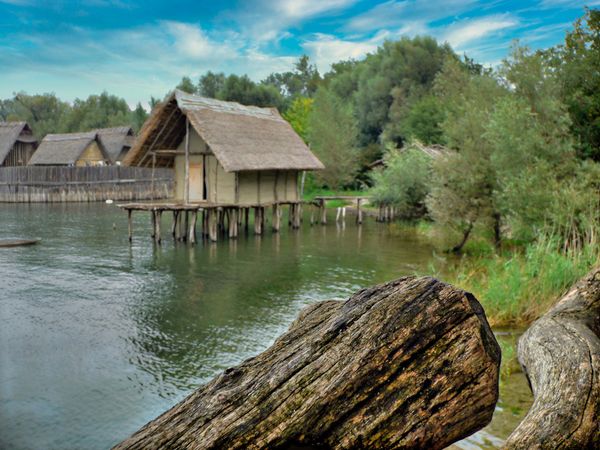 Eintauchen in die Stein- und Bronzezeit am Bodensee