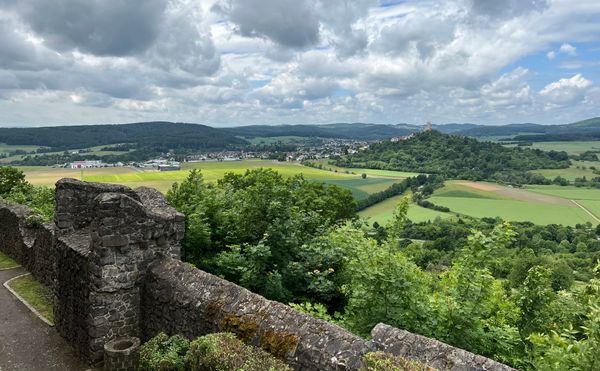Historische Burg mit Panoramablick