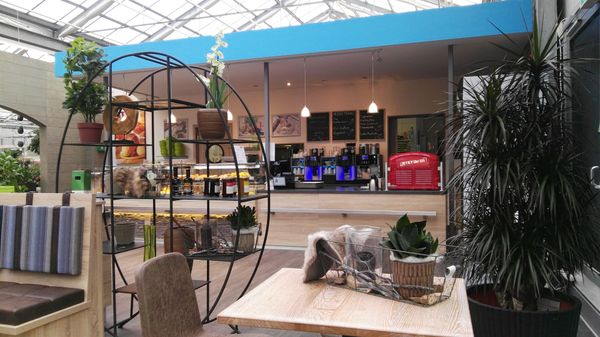 Gemütliche Kaffeehausatmosphäre trifft kulinarische Köstlichkeiten