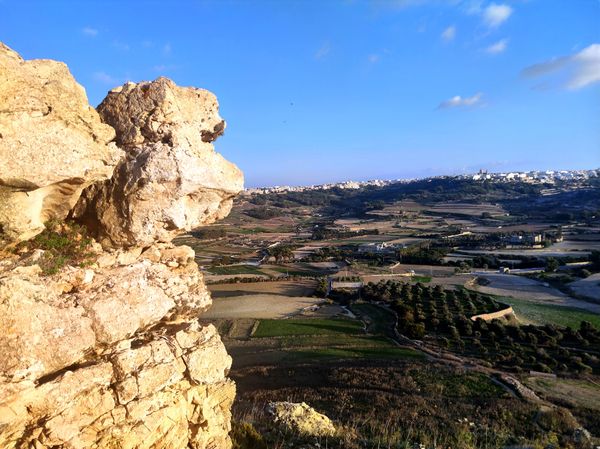 Wanderung mit Aussicht & Statue