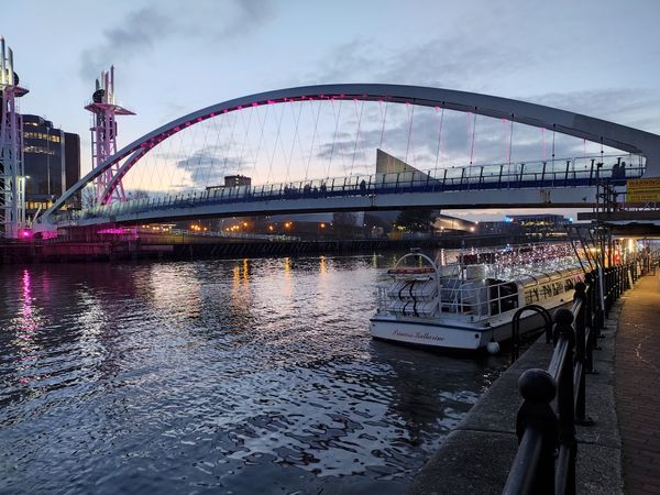Manchester vom Wasser aus