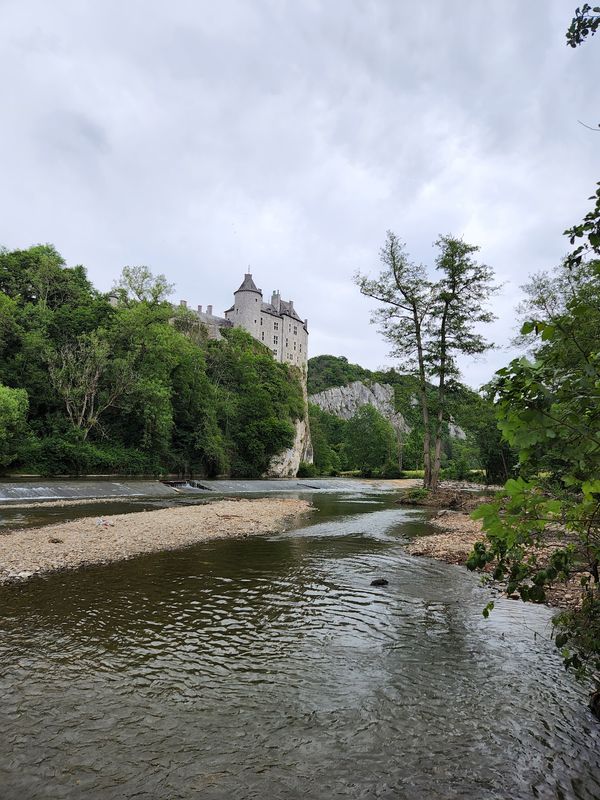 Majestätisches Schloss mit atemberaubender Aussicht